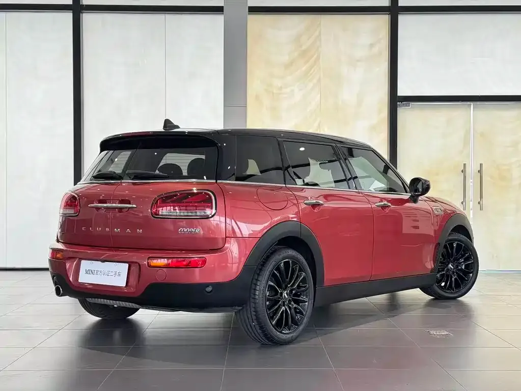 MINI Clubman — фото 3