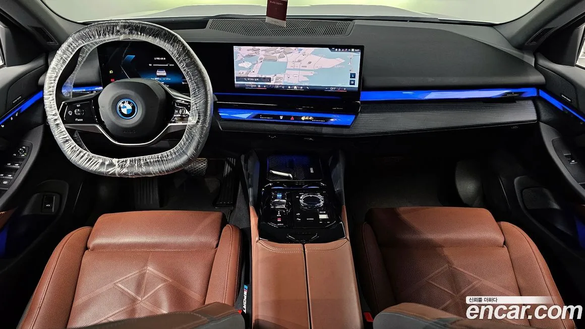 BMW i5 — фото 7