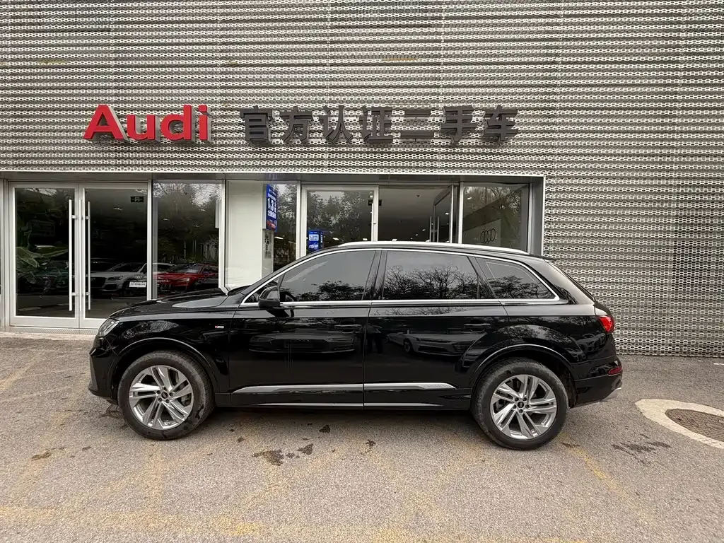 Audi Q7 — фото 4