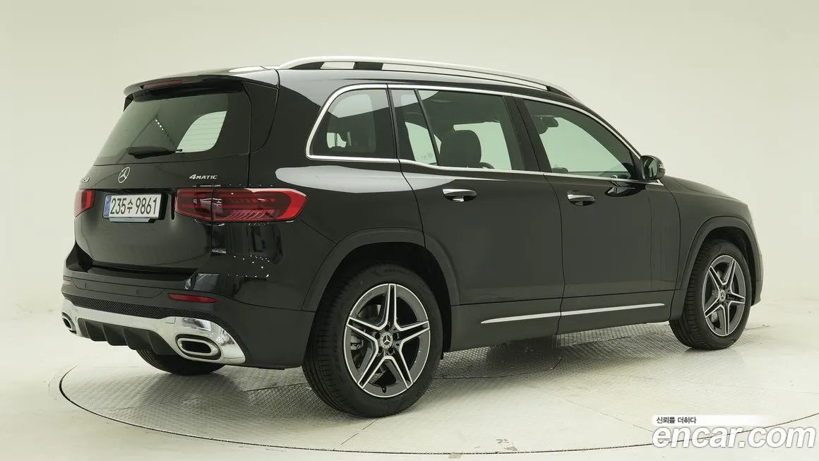 Mercedes-Benz GLB-Class — фото 2