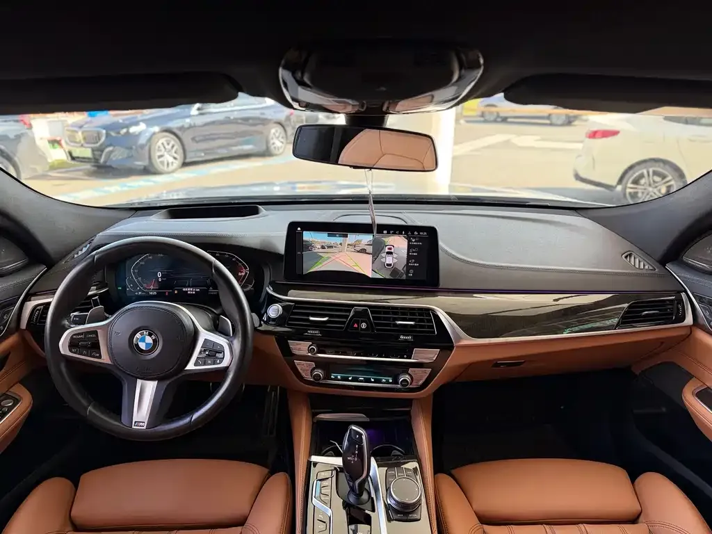 BMW 6 Series GT — фото 10