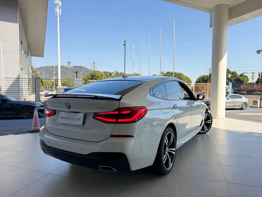 BMW 6 Series GT — фото 4
