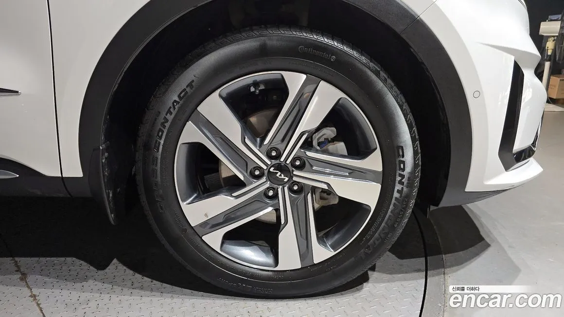 Kia Sorento — фото 5