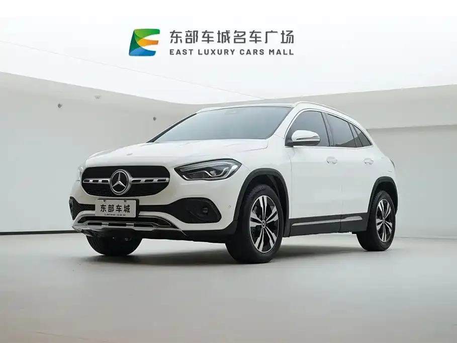Mercedes-Benz GLA — фото 1