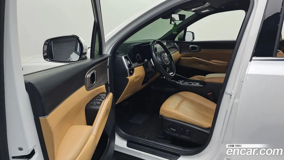 Kia Sorento — фото 10