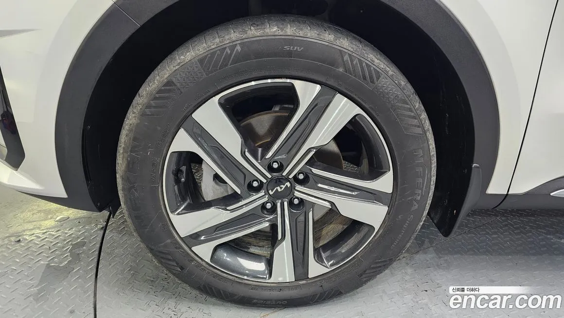 Kia Sorento — фото 5