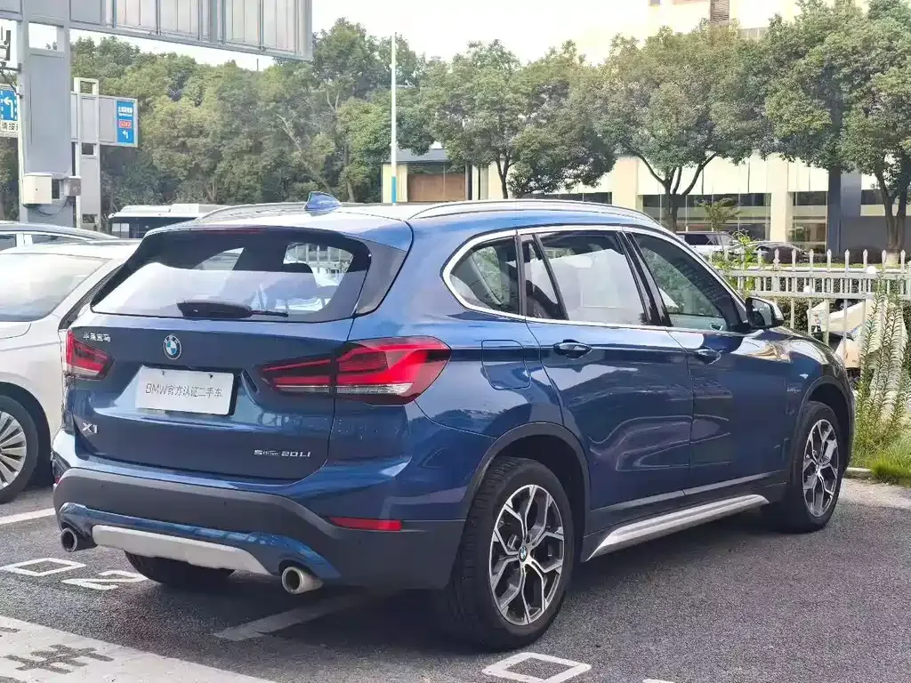 BMW X1 — фото 2