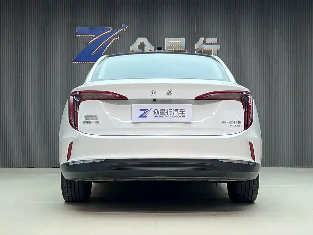 Hongqi E-QM5 — фото 2