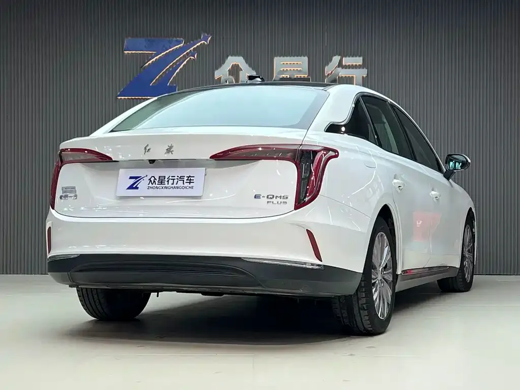 Hongqi E-QM5 — фото 4