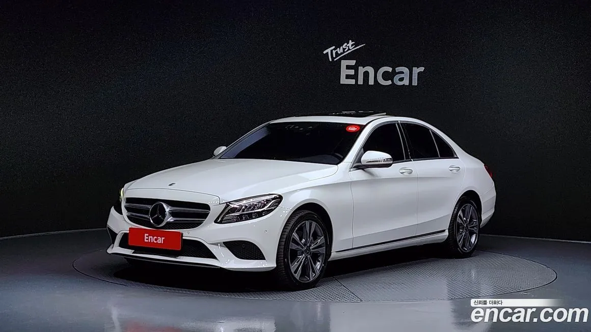 Mercedes-Benz C-Class — фото 1