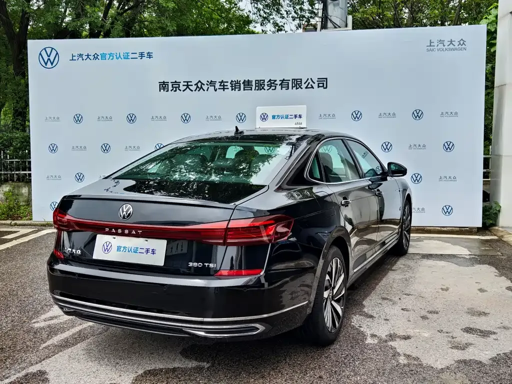 Volkswagen Passat — фото 4