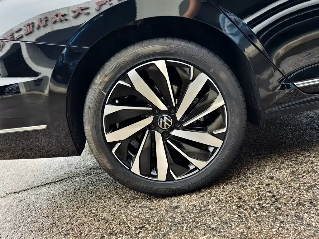 Volkswagen Passat — фото 5
