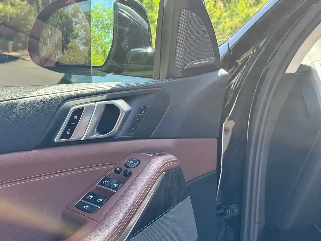 BMW X5 (Import) — фото 10