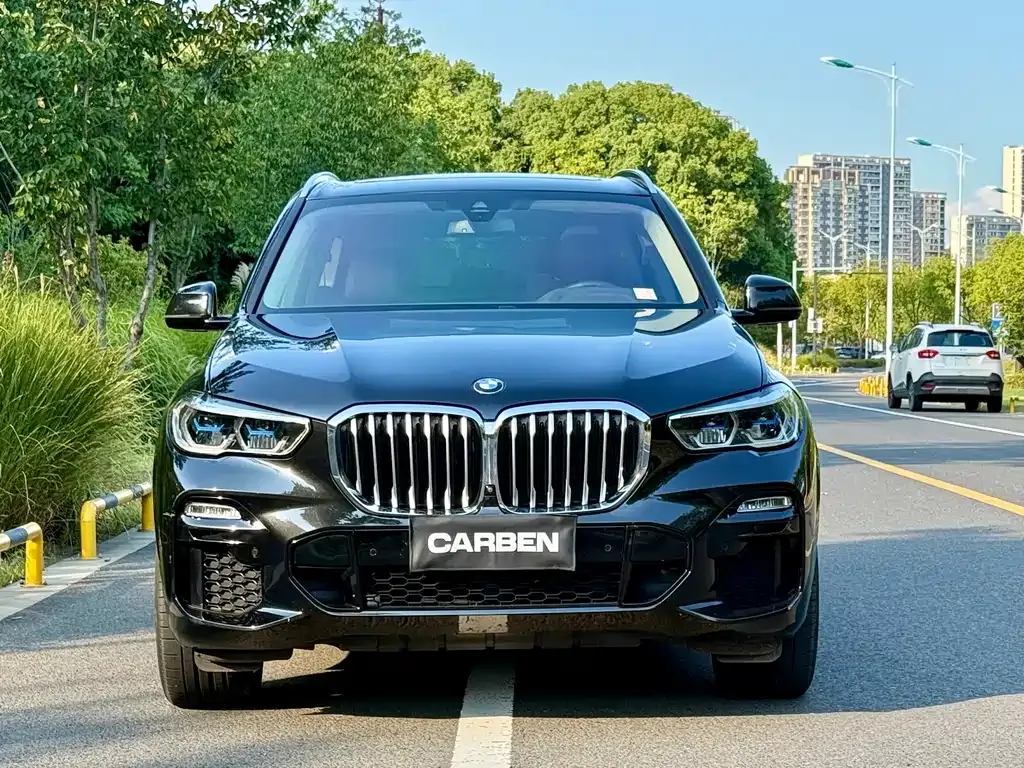 BMW X5 (Import) — фото 2