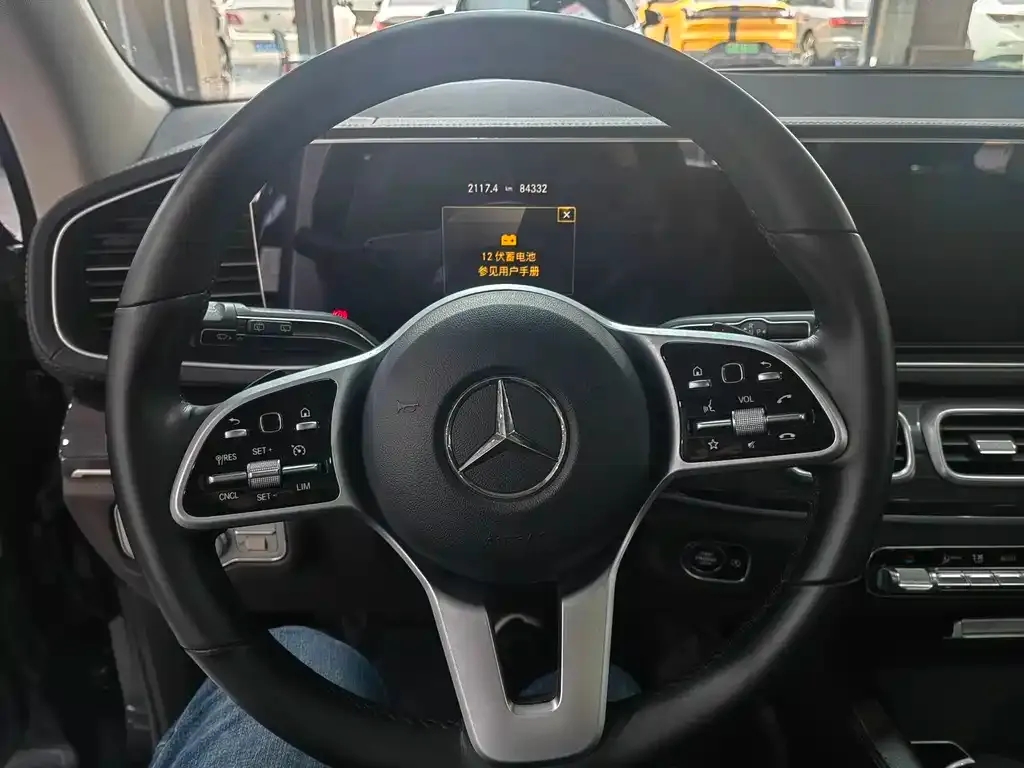 Mercedes-Benz GLE — фото 6