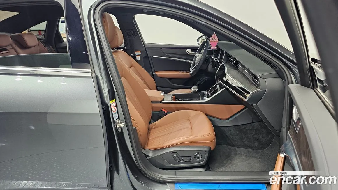 Audi A6 — фото 10
