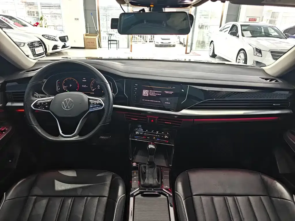 Volkswagen Passat — фото 8