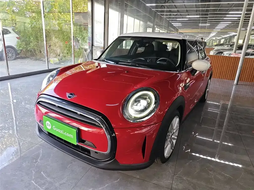 MINI Cooper (3-door) — фото 1