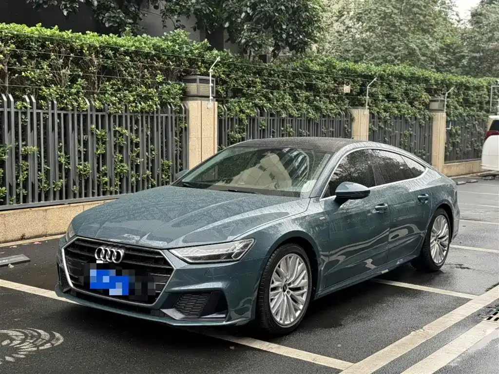Audi A7 — фото 1