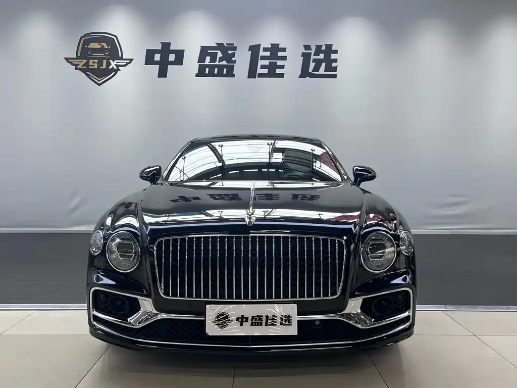 Bentley Flying Spur — фото 2