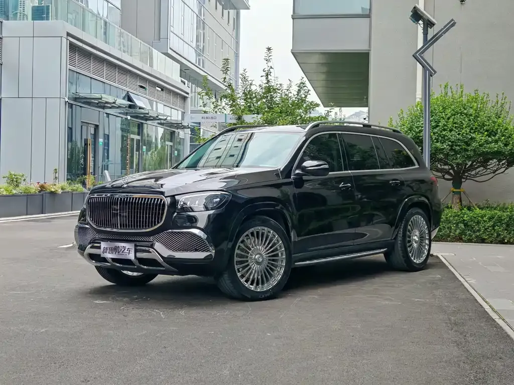 Mercedes-Benz GLS — фото 1
