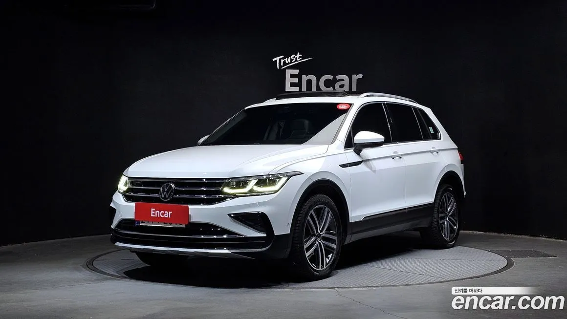 Volkswagen Tiguan — фото 1