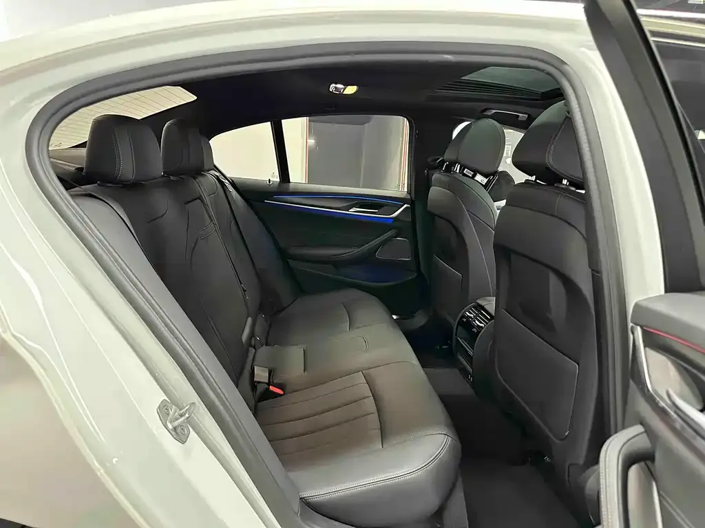 BMW 5 Series (Import) — фото 8