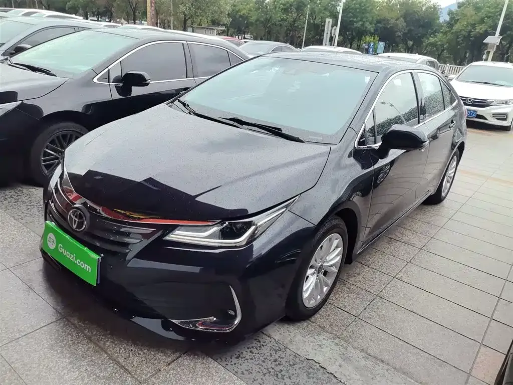 Toyota Allion — фото 1
