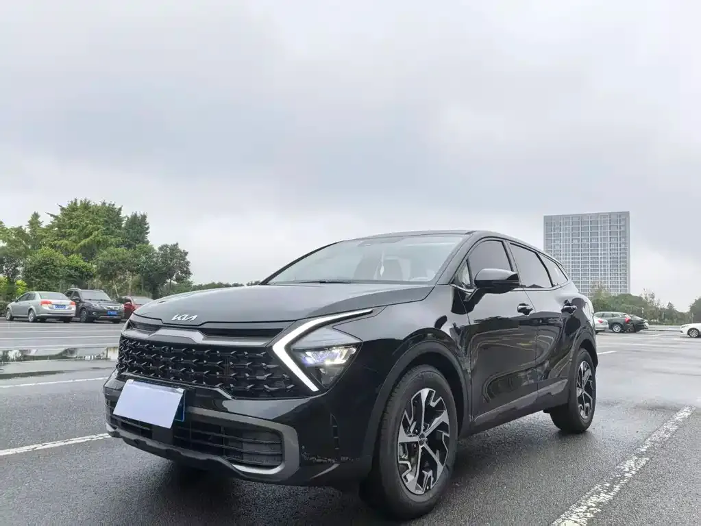 Kia Sportage — фото 1