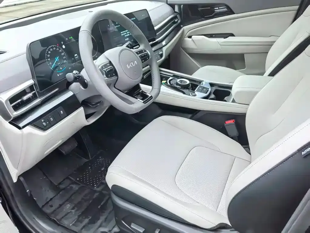 Kia Sportage — фото 7