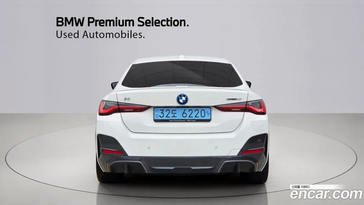 BMW i4 — фото 4
