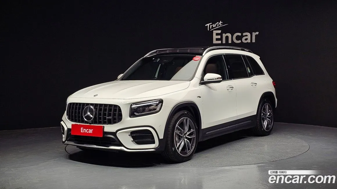 Mercedes-Benz GLB-Class — фото 1
