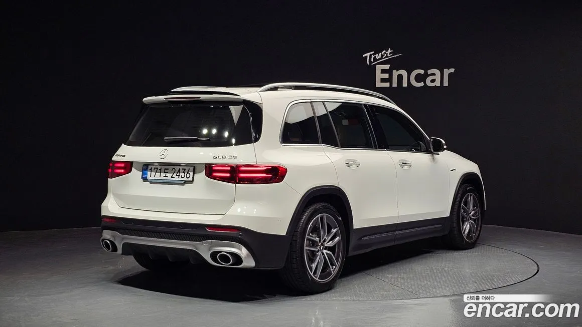 Mercedes-Benz GLB-Class — фото 2