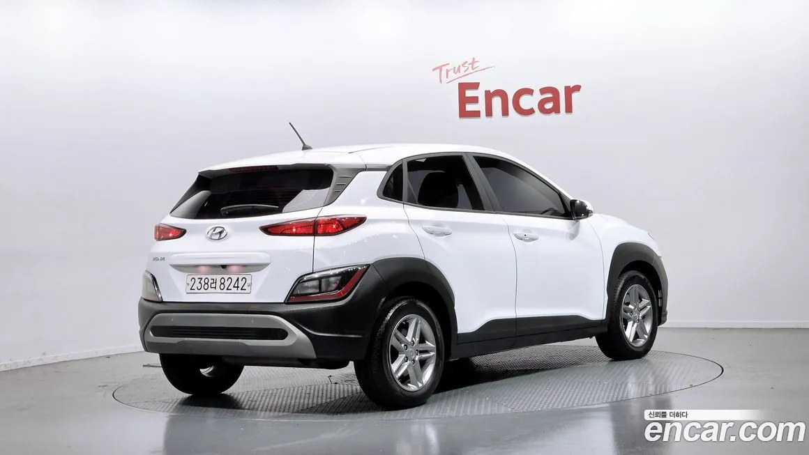 Hyundai Kona — фото 2