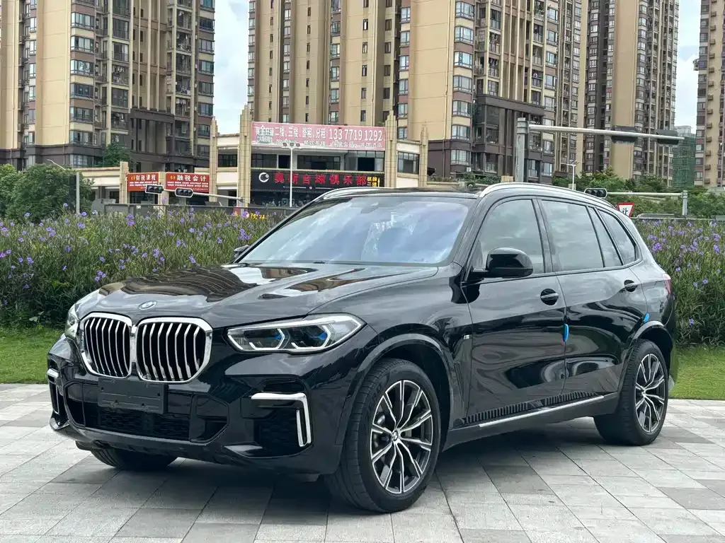BMW X5 — фото 1