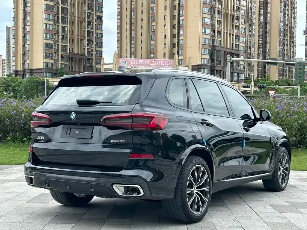BMW X5 — фото 4
