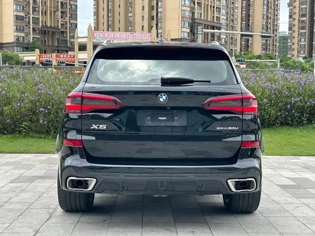 BMW X5 — фото 5