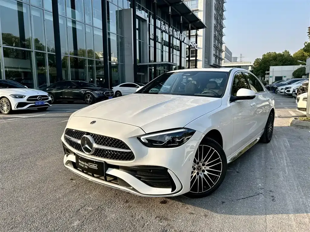 Mercedes-Benz C-Class — фото 1