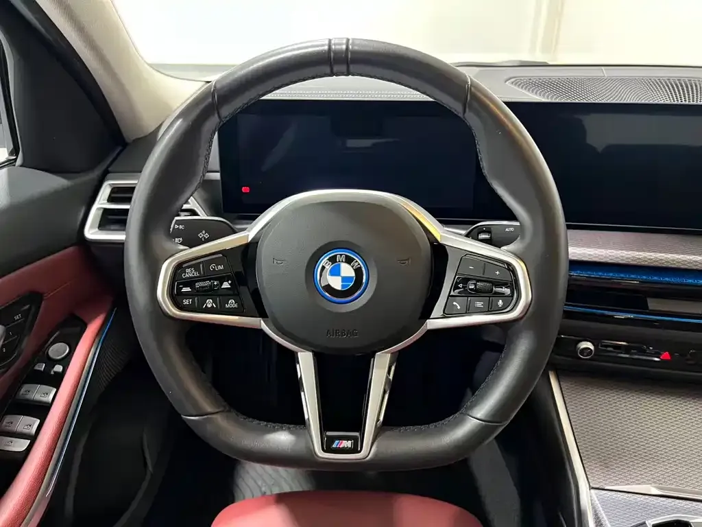 BMW i3 — фото 10