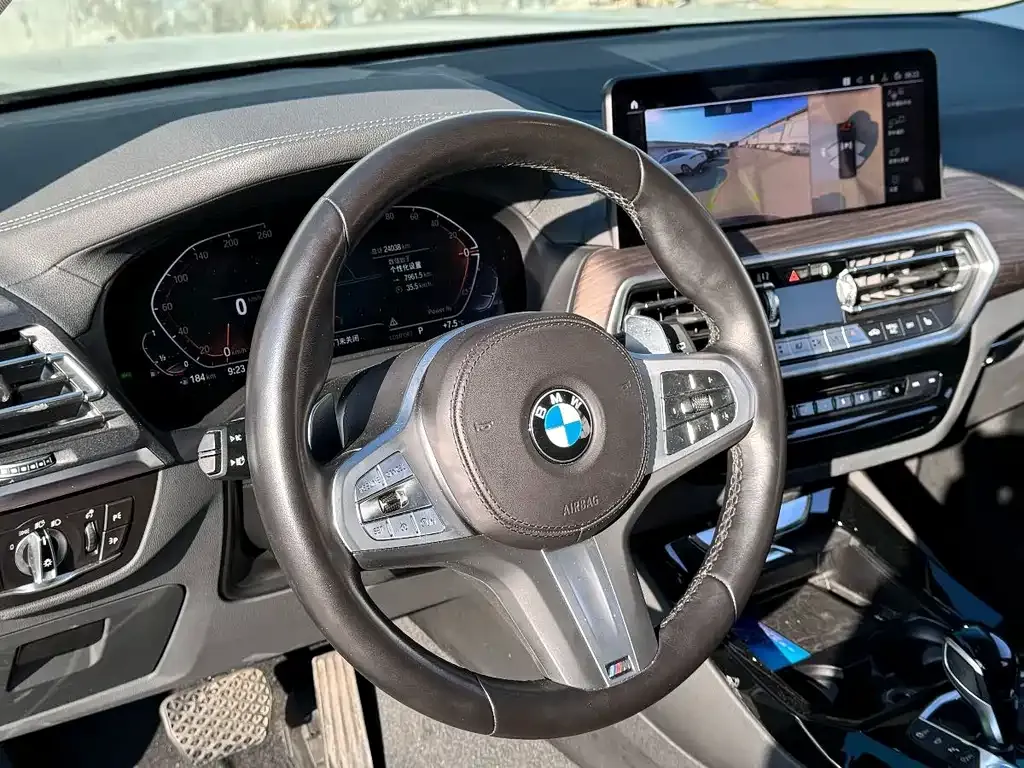 BMW X3 — фото 10