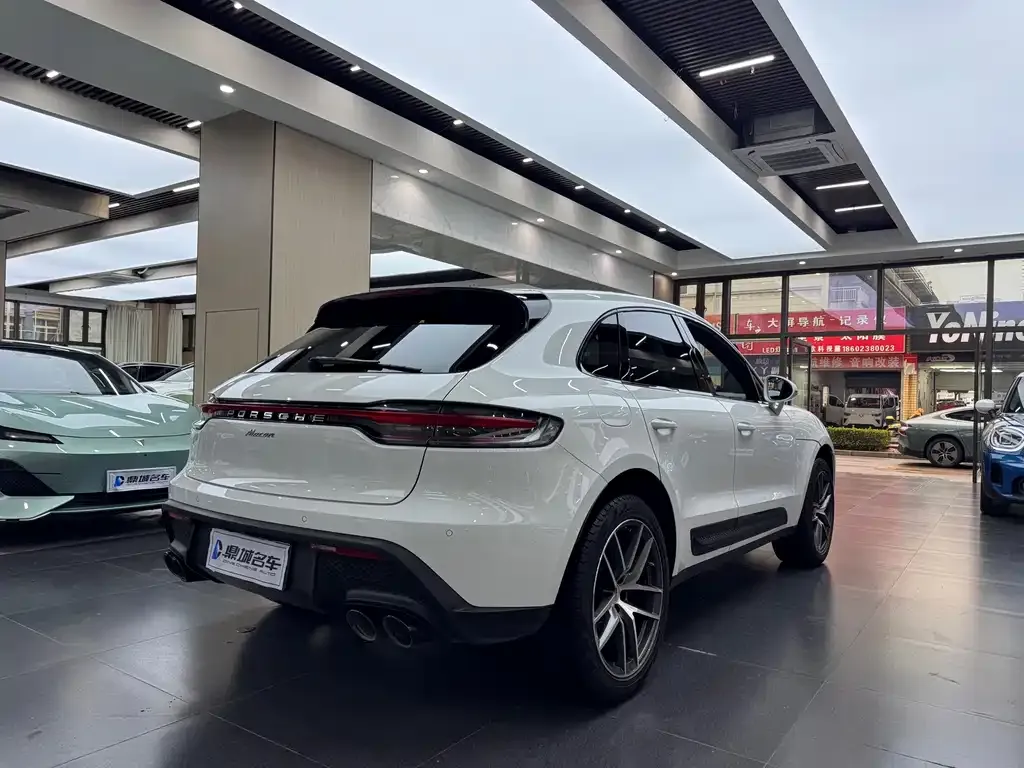 Porsche Macan — фото 10