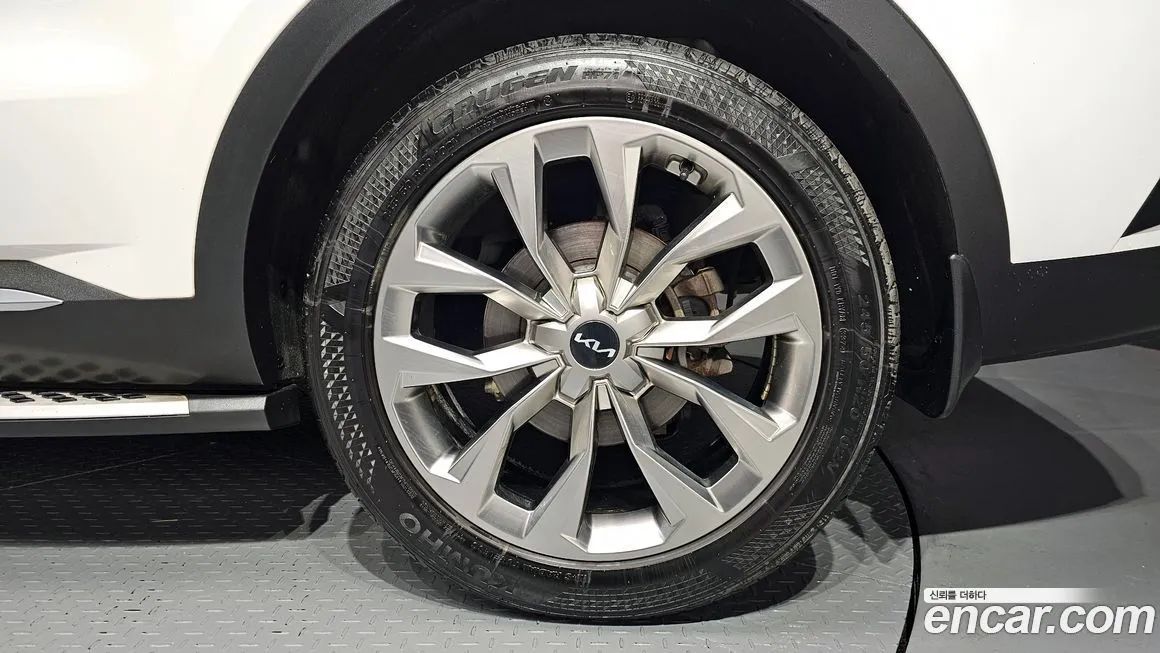 Kia Sorento — фото 5