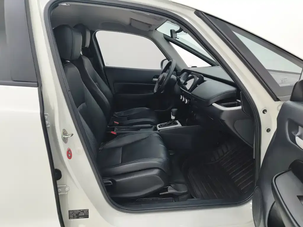 Honda Fit — фото 10