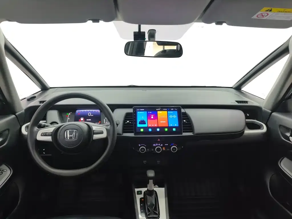 Honda Fit — фото 9