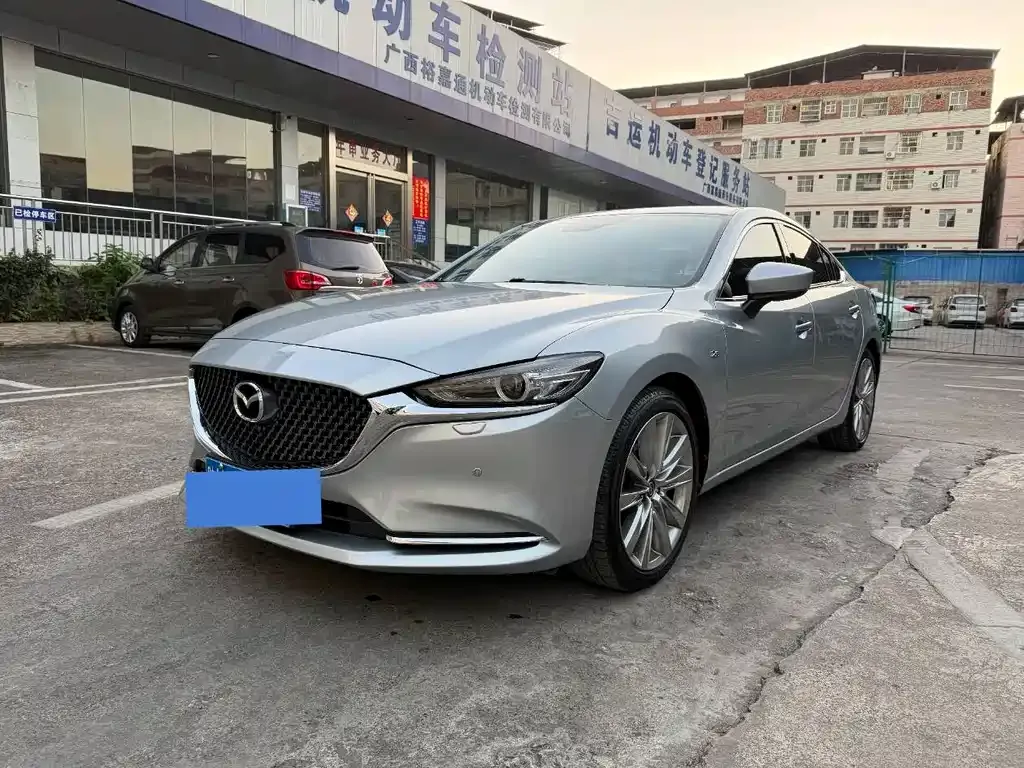 Mazda Atenza — фото 1