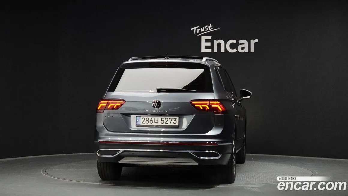 Volkswagen Tiguan — фото 4
