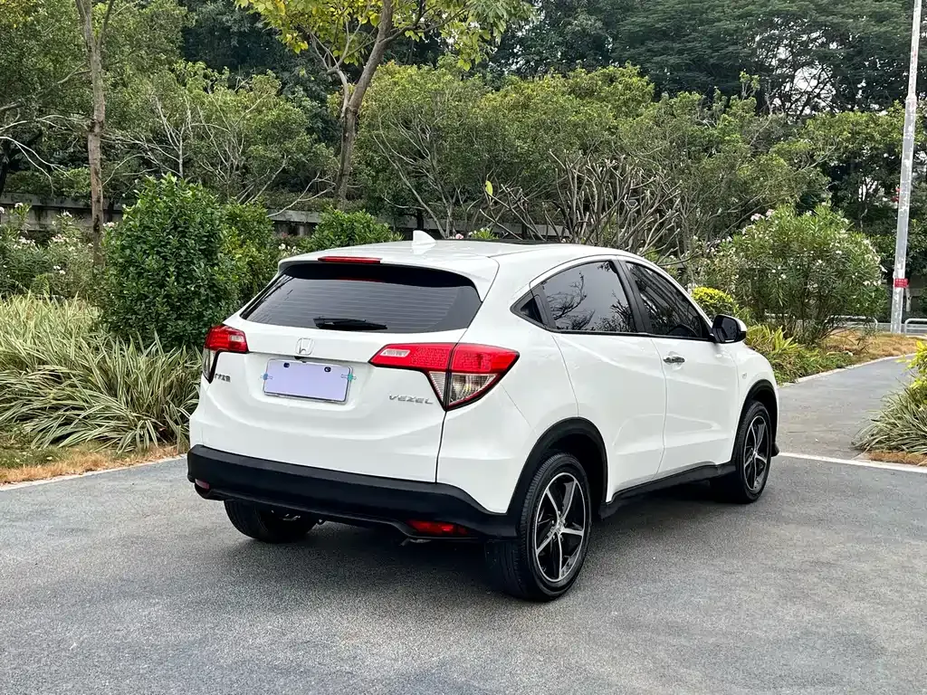 Honda Vezel — фото 6