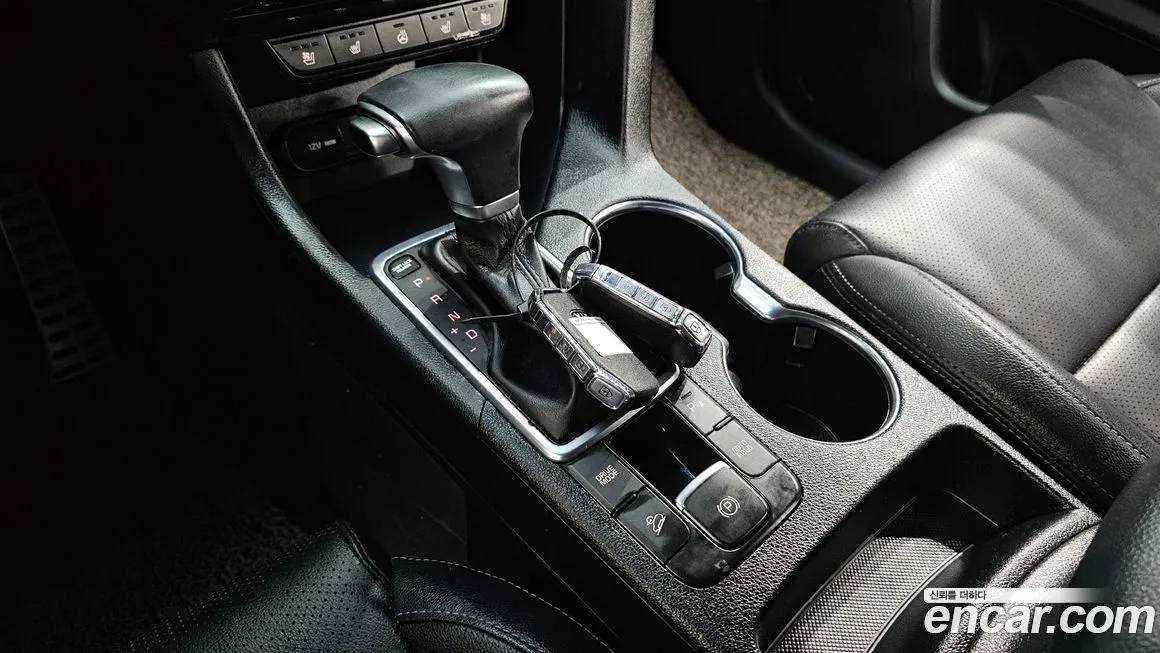 Kia Sportage — фото 9