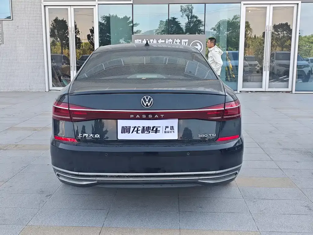 Volkswagen Passat — фото 5