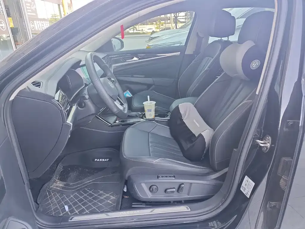 Volkswagen Passat — фото 7
